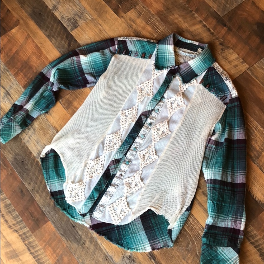 Flannel button up